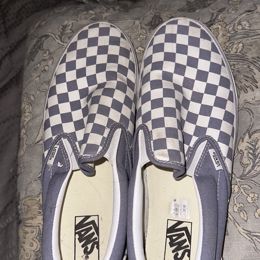 Vans checkered slide on’s